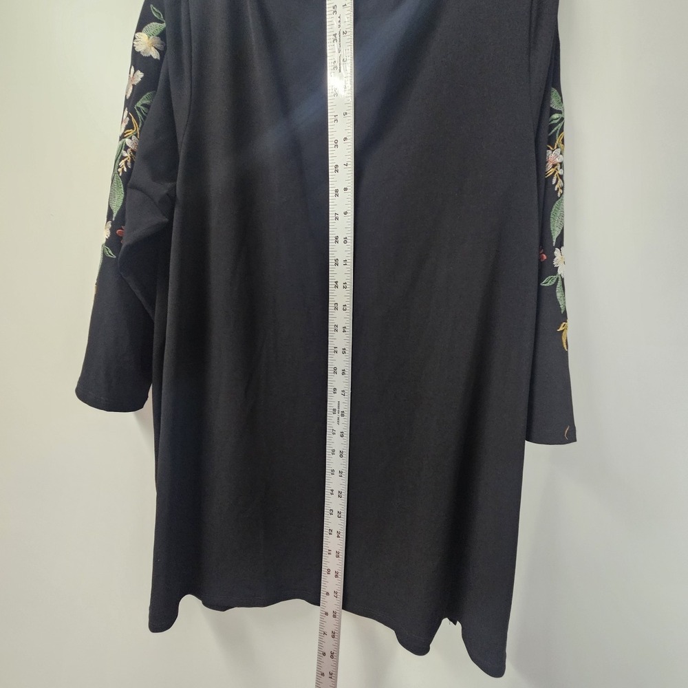 JM Collection Women's 1x Floral Top 3/4 Sleeve Raised Embroidery - Picture 7 of 10
